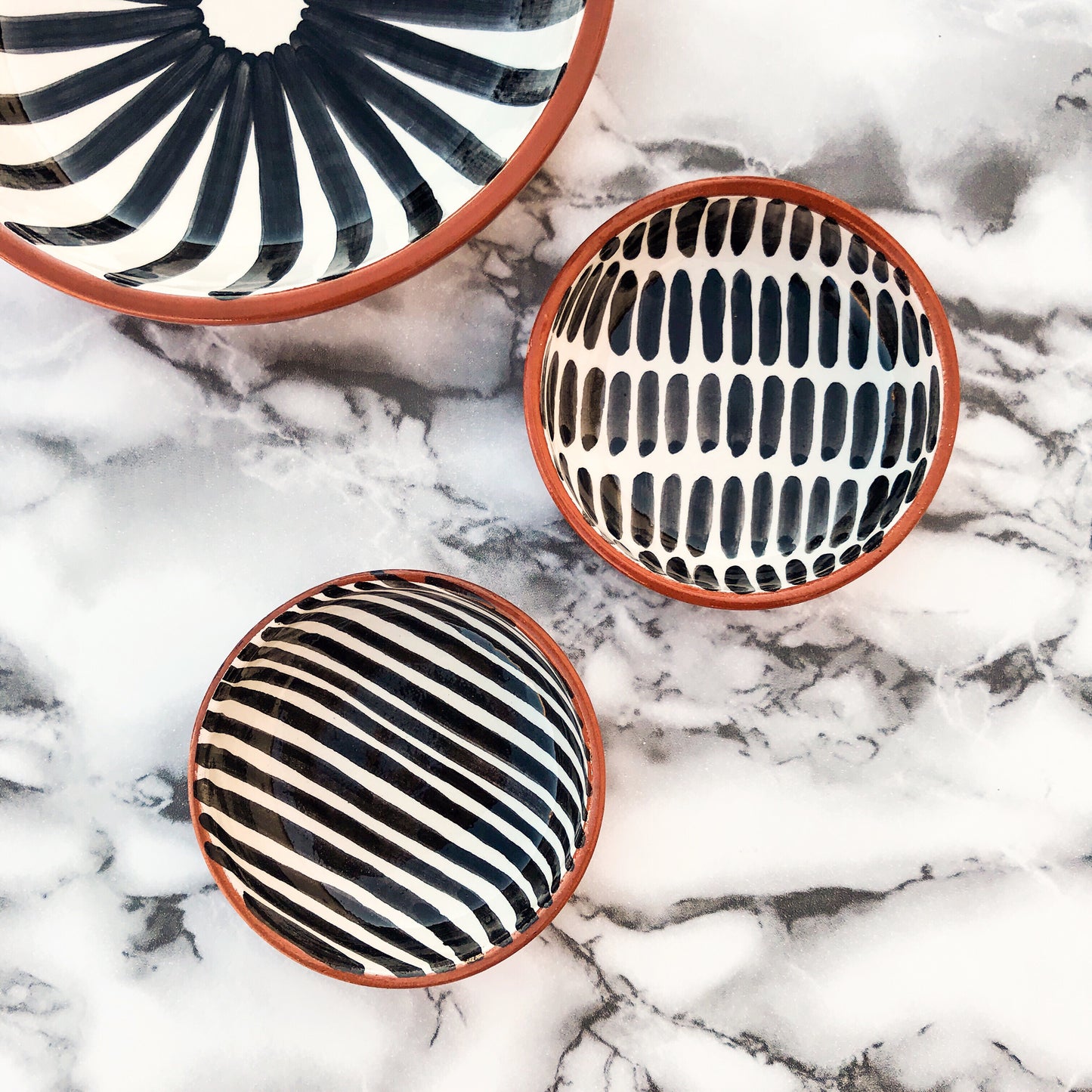 BOWL-STRIPE REGULAR BOWL-BLACK