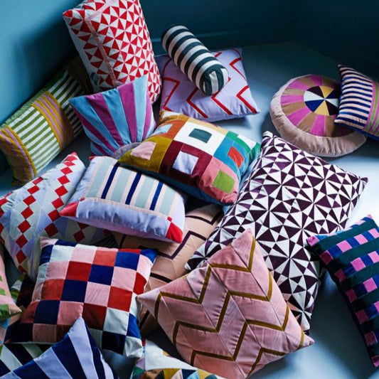 CUSHION-ATHENA-40X70-VELVET-D.WHITE/BLACK/BARLEY