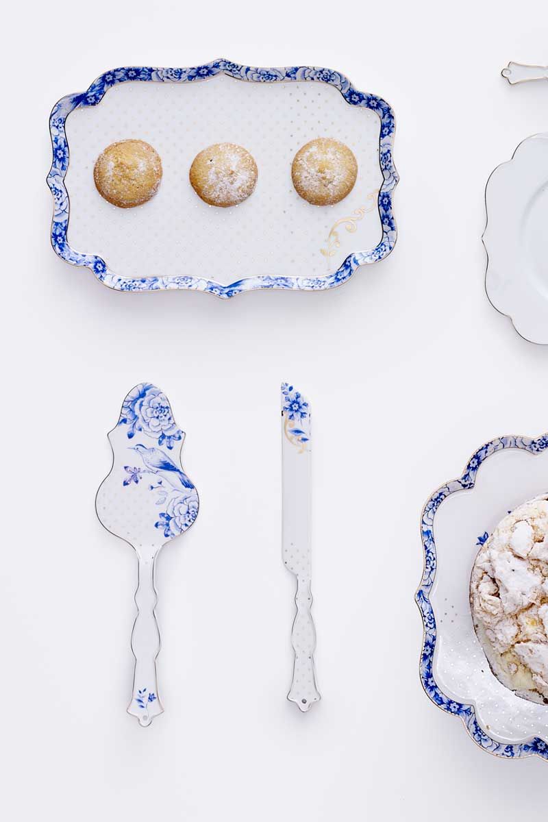CAKE SERVERS-ROYAL WHITE CAKE SERVER & KNIFE
