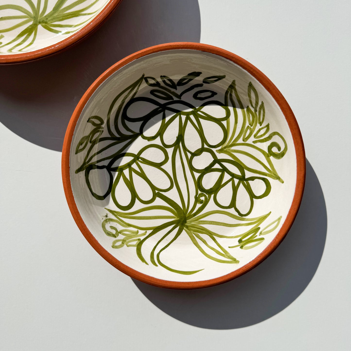 BOWL-FLORES MEDIUM BOWL-OLIVE