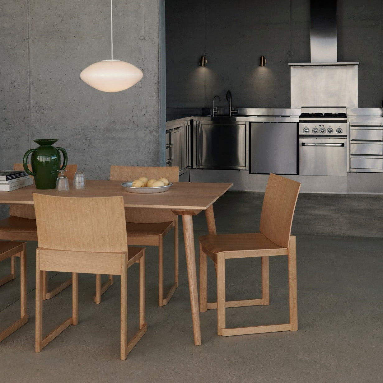 INDOOR - DINING TABLE - IN BETWEEN SK6