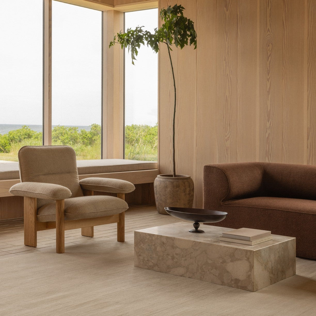 INDOOR - LOUNGE CHAIR - BRASILIA