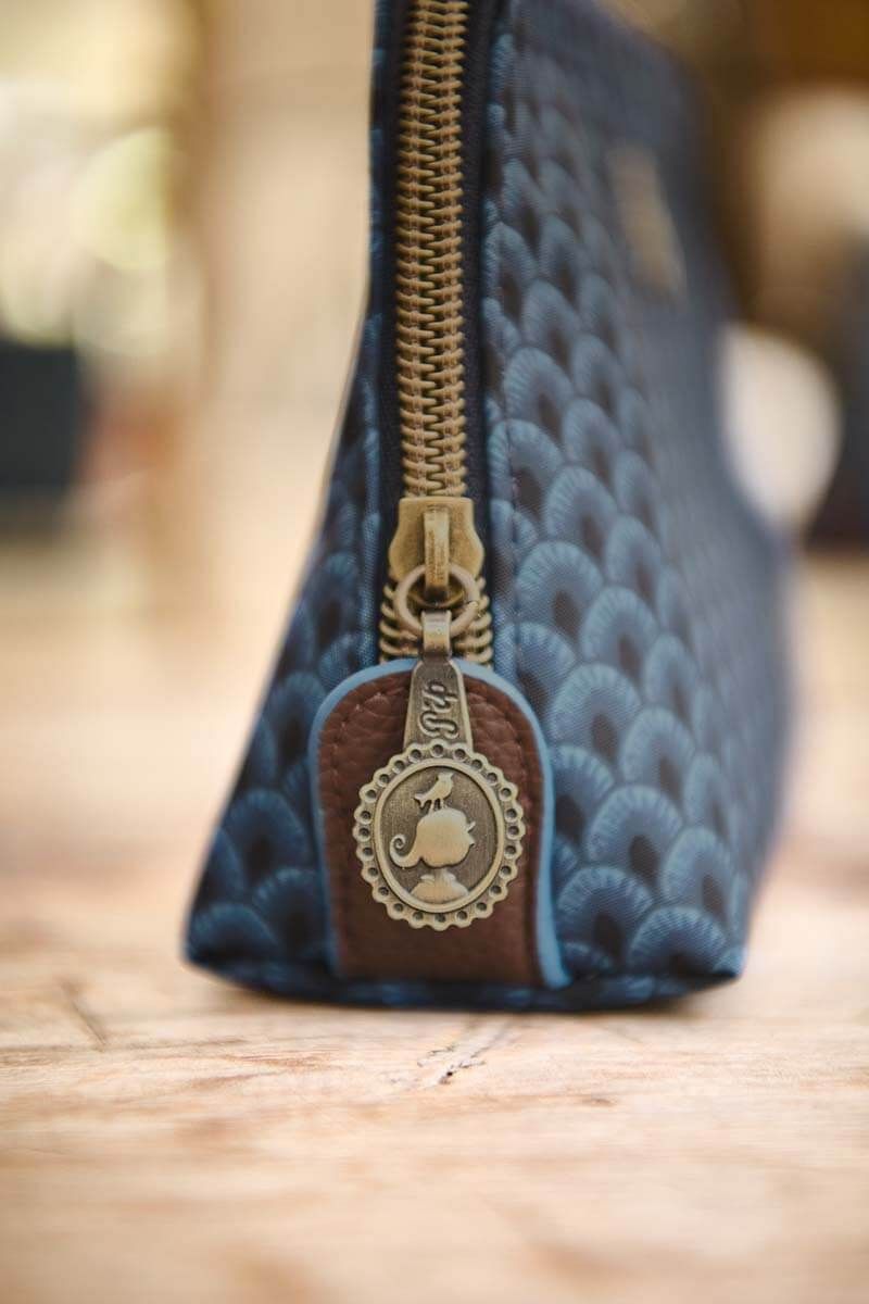 Cosmetic Bag Triangle Small Suki Blue