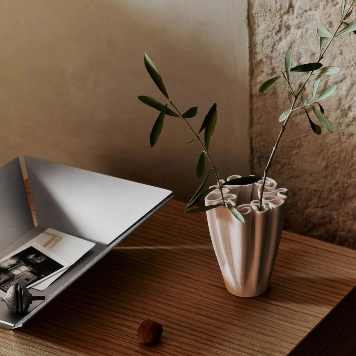 VASE-DEDALI VASE H18-MEDIUM-OFF WHITE