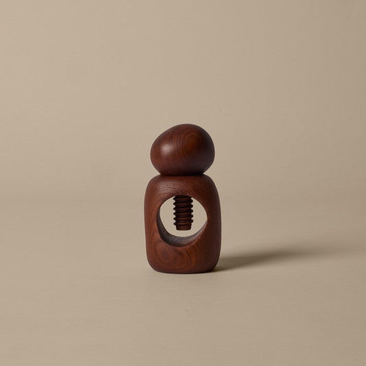 NUT CRACKER-CAIRN NUT CRACKER-DARK BROWN OAK