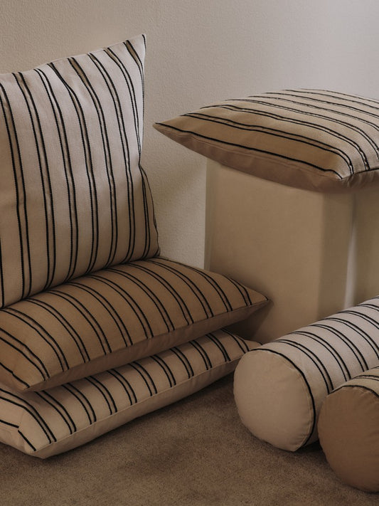 CUSHION-TWILL SQUARE CUSHION-CASHMERE/BLACK