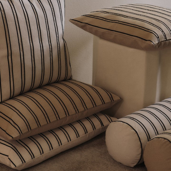 CUSHION-TWILL RECTANGULAR CUSHION-OFF WHITE/BLACK