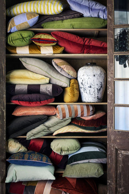 CUSHION-ADDISON 50x60 VELVET-ARTICHOKE/MUSTARD/DUSTY WHITE