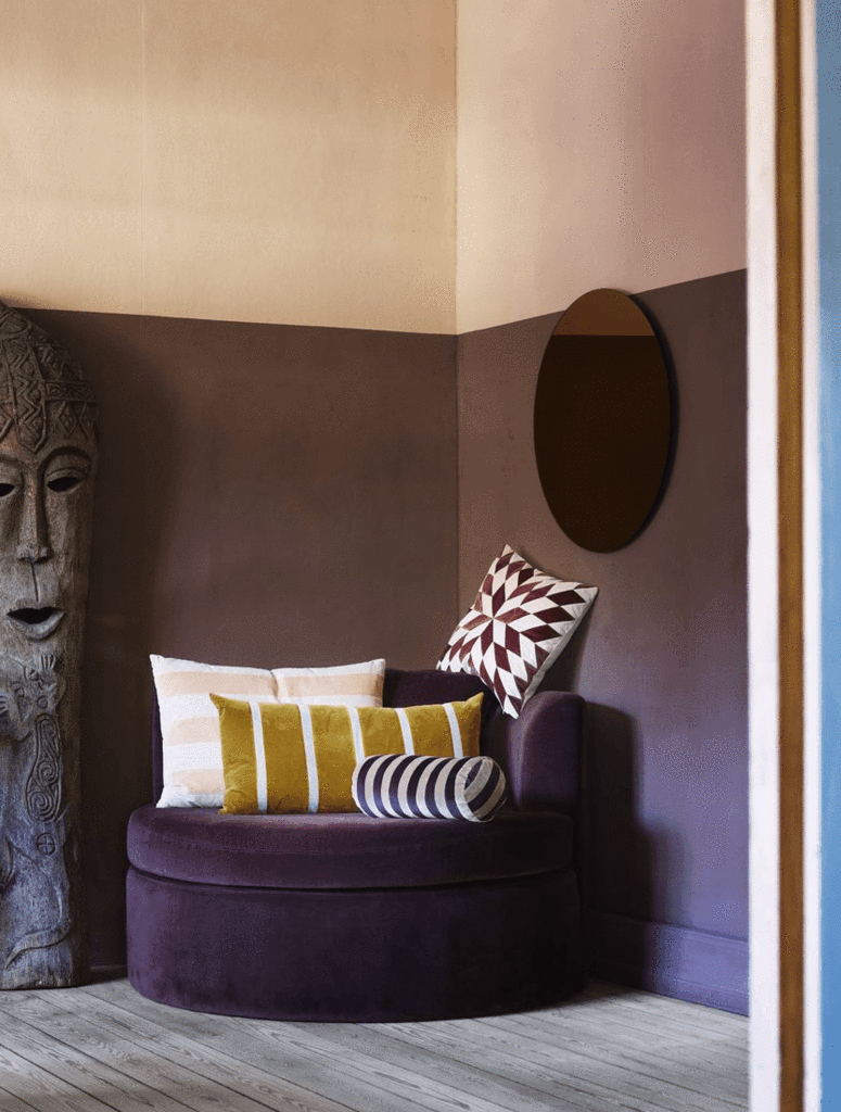 Nova 50x50cm velvet cushion-dark blue