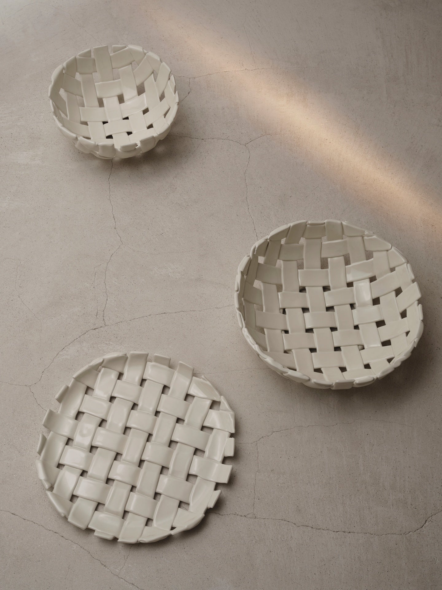 PLATTER-PLAIT-OFF-WHITE