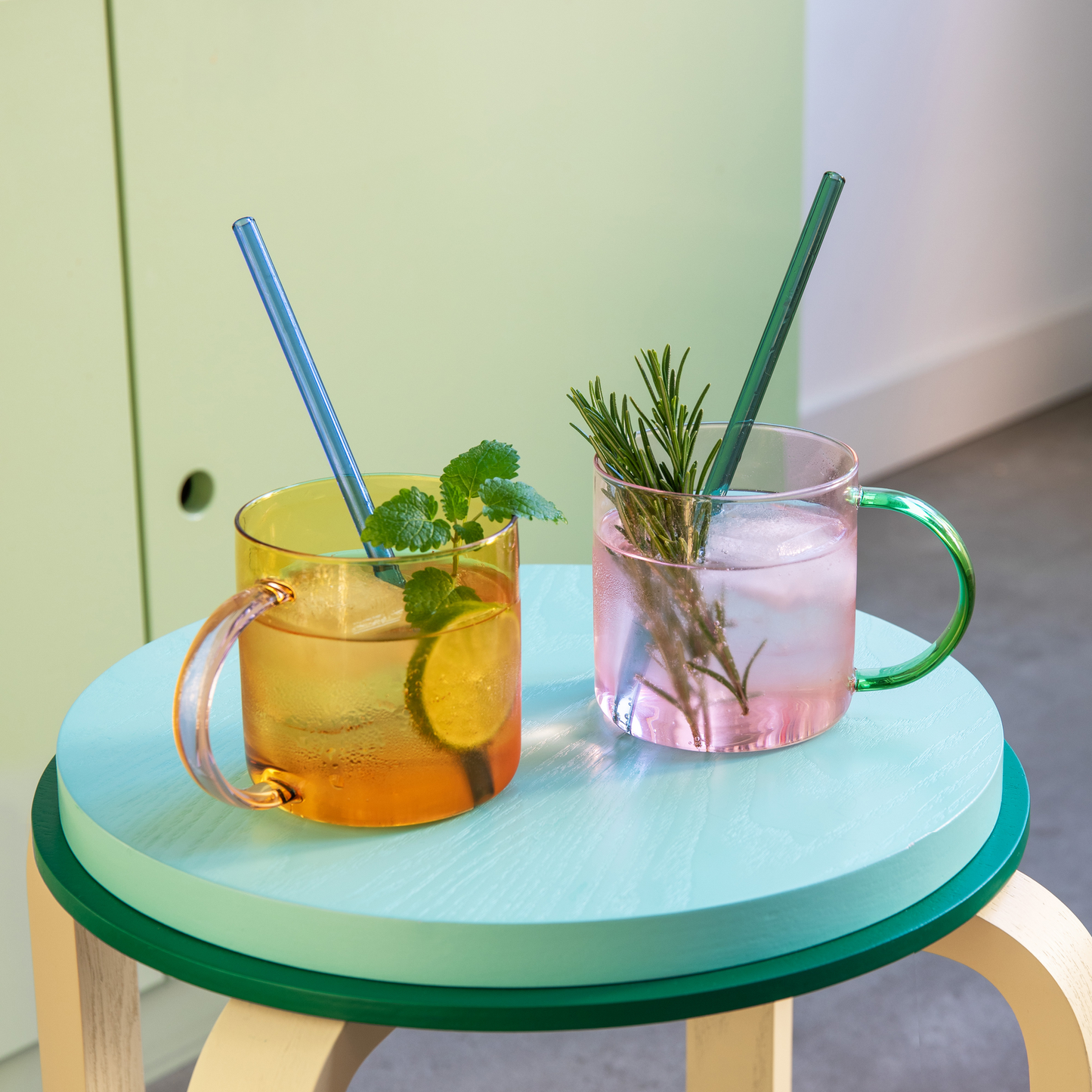 MUG-GLASS MUGS FRED-ROSE/YELLOW-SET OF 2