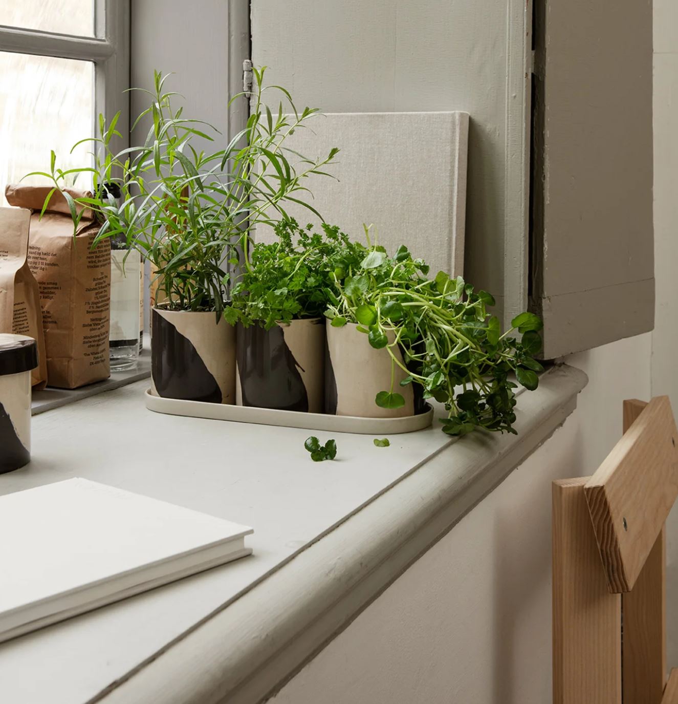 PLANT POTS-INLAY HERB POTS-SAND/BROWN