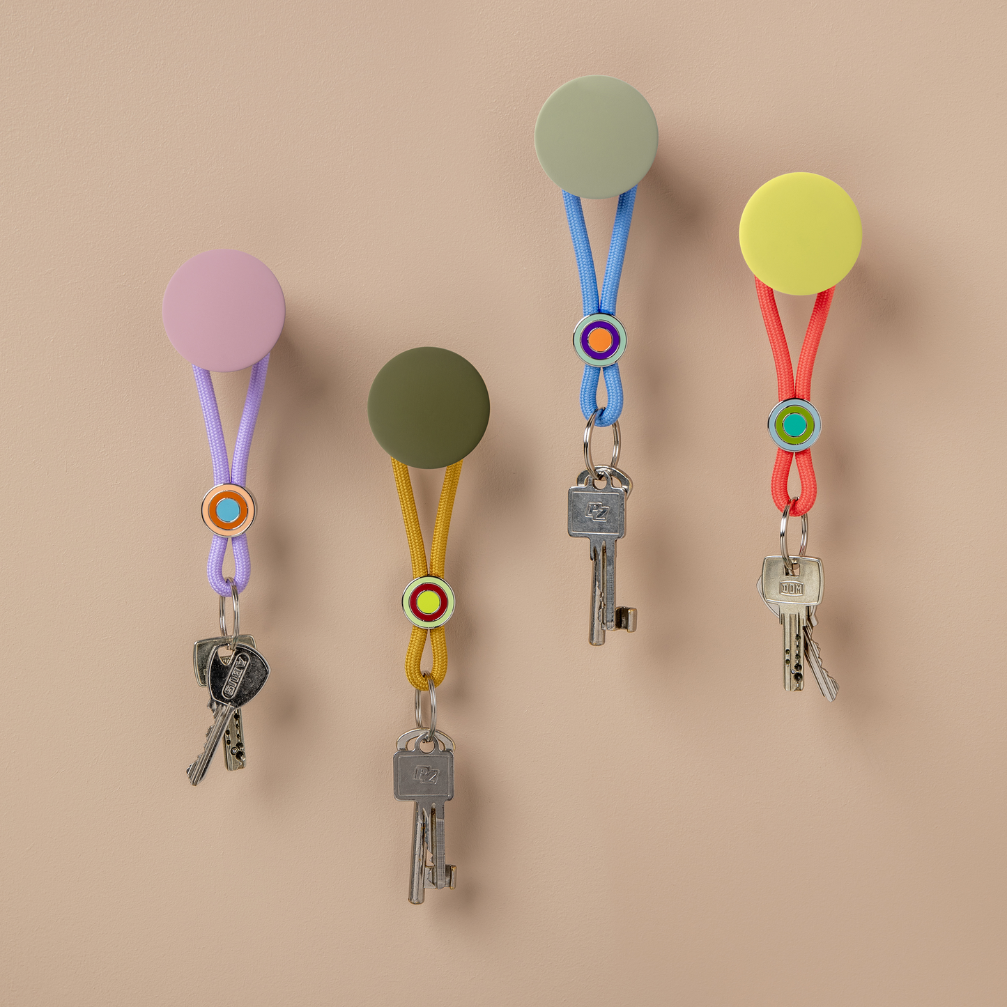 KEYCHAIN - RINGO YELLOW