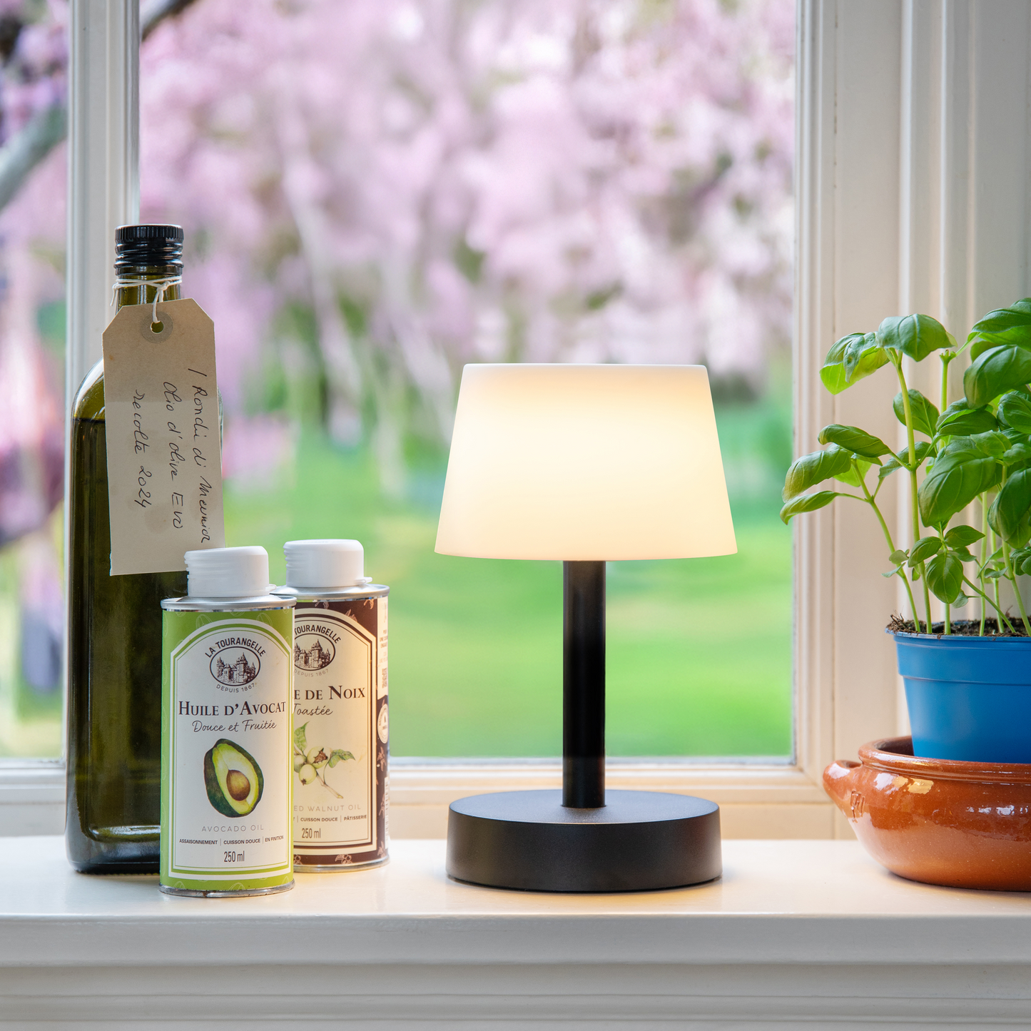 TABLE LAMP-FRITZ-PURE