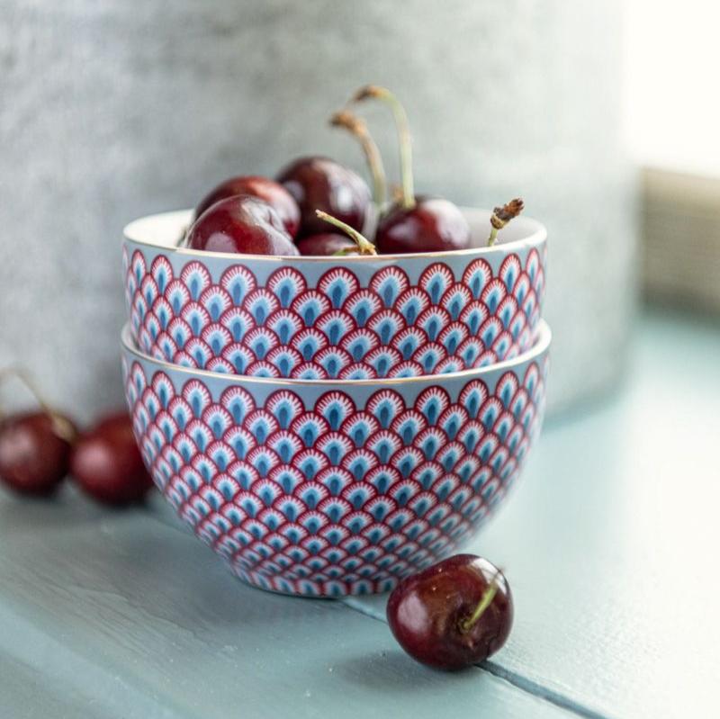 BOWL-FLOWER FESTIVAL SCALLOP BOWL-RED/LIGHT BLUE