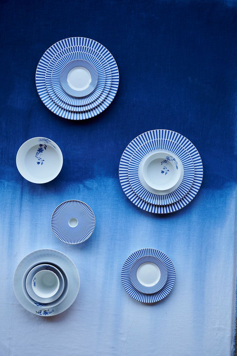 PLATE-ROYAL STRIPES-BLUE