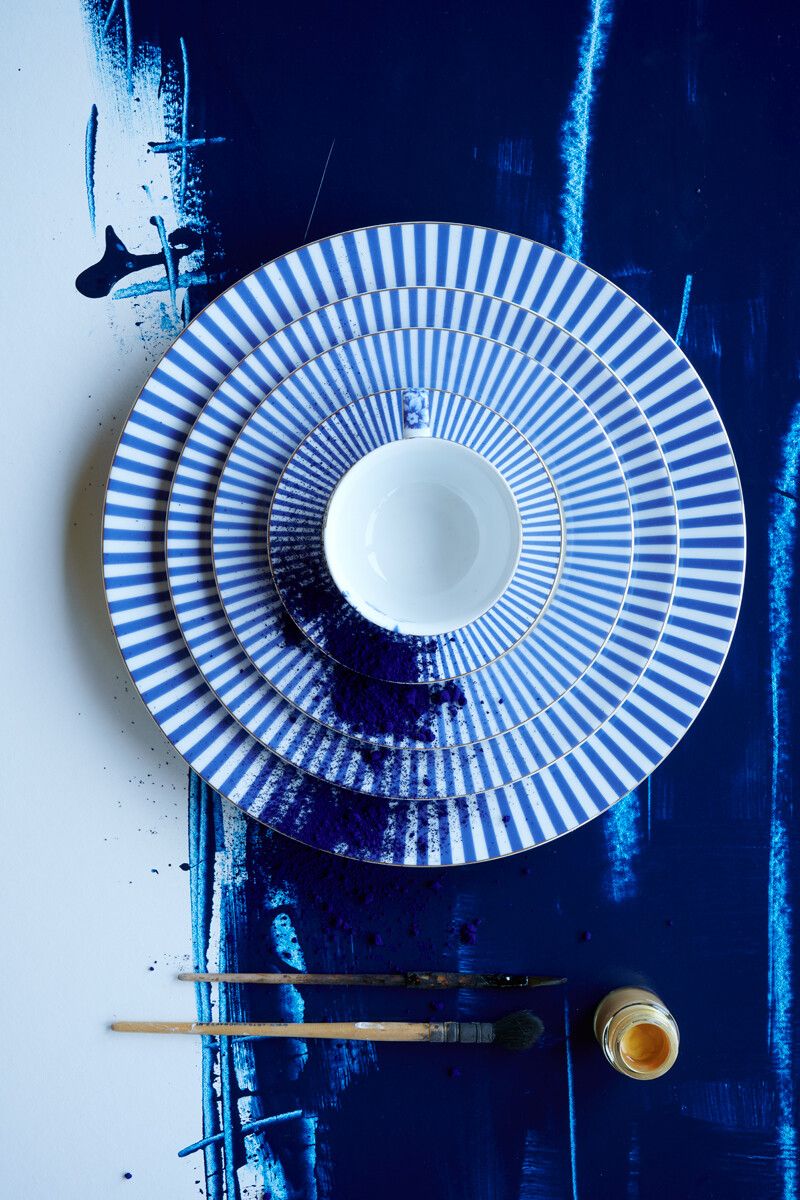 PLATE-ROYAL STRIPES-BLUE