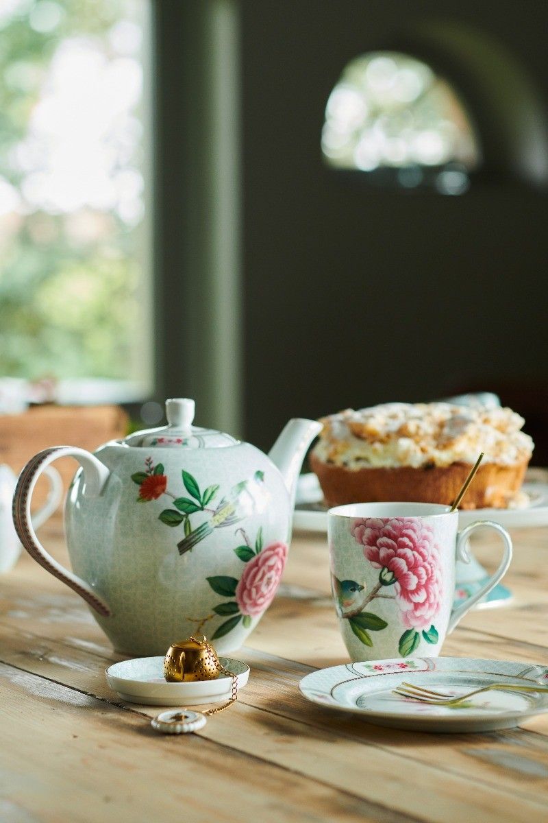 PLATE-PETIT FOURS BLUSHING BIRDS-WHITE