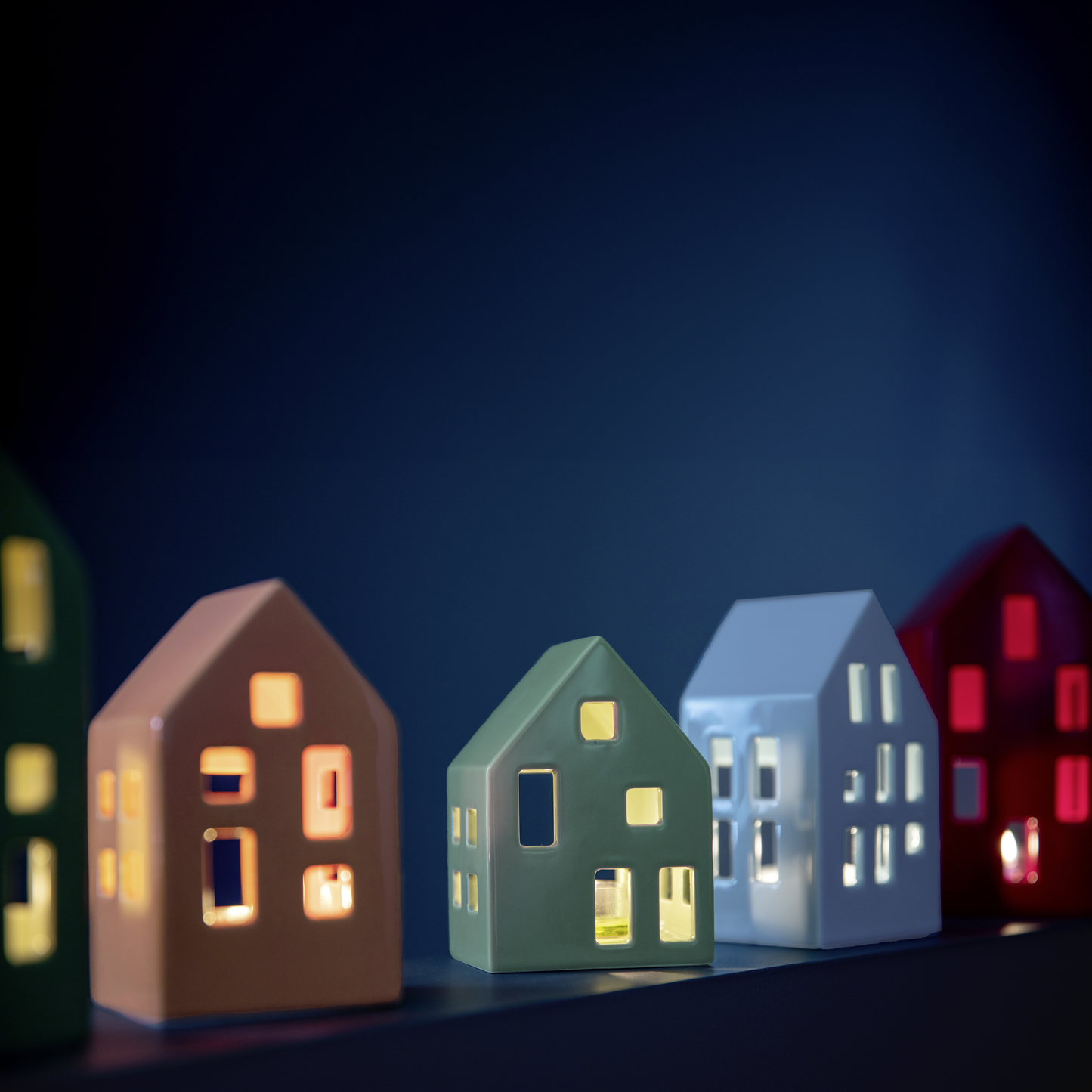 CANDLE HOLDER-HOUSE NYHAVN-PEACH