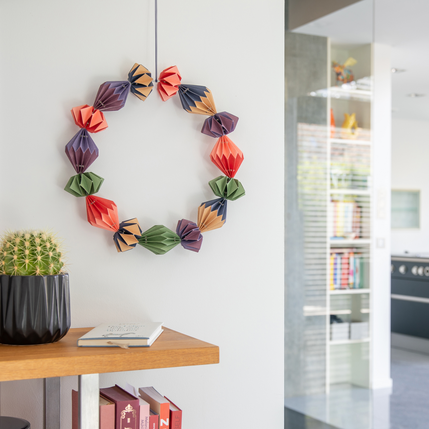 CHRISTMAS ORNAMENTS-PAPER WREATH GRACE