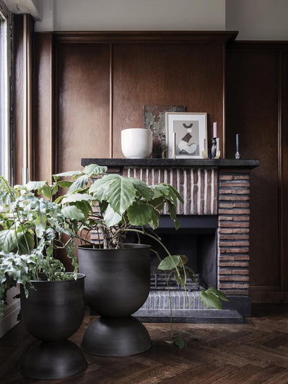 PLANT POT-HOURGLASS POT-LARGE-BLACK