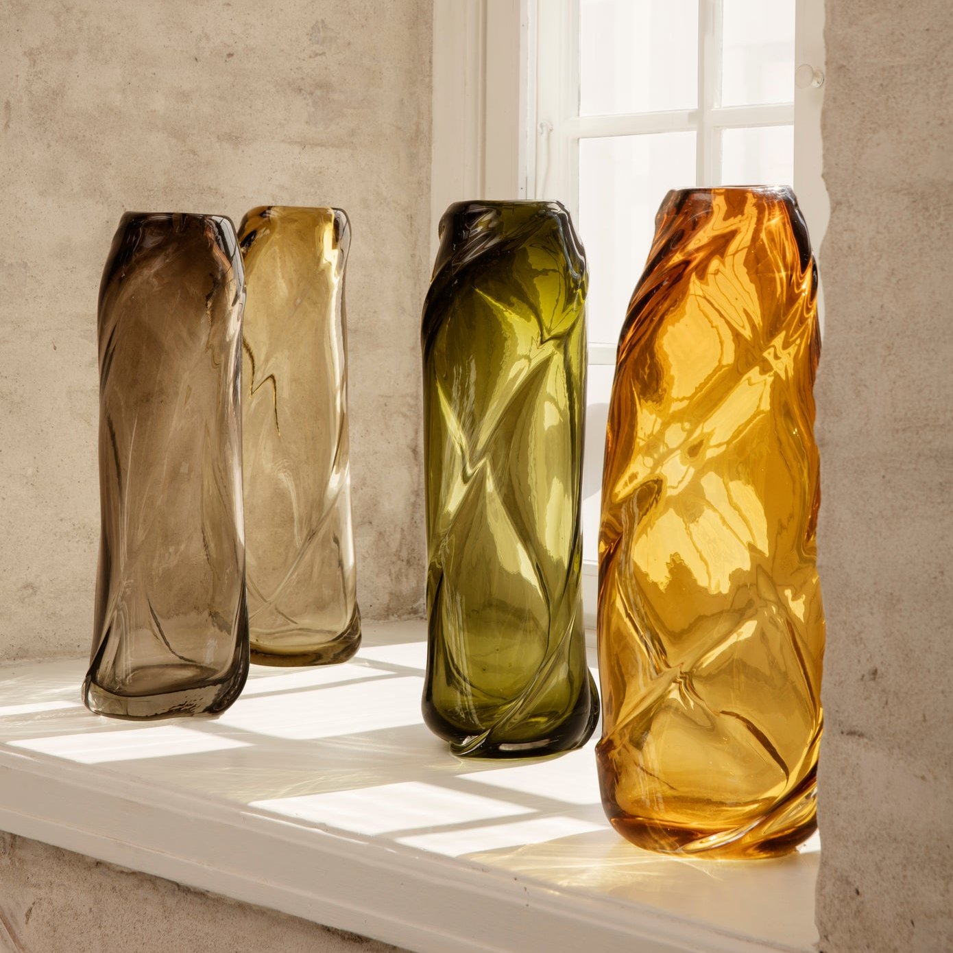 VASE-WATER SWIRL VASE-TALL-MOSS GREEN