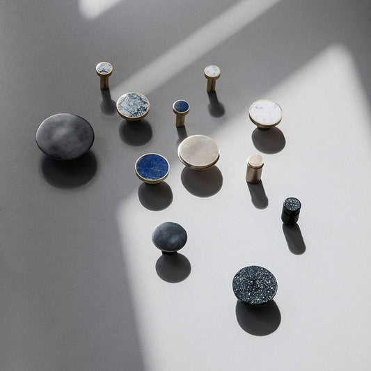 HOOK-STONE-LARGE-BLACK MARBLE